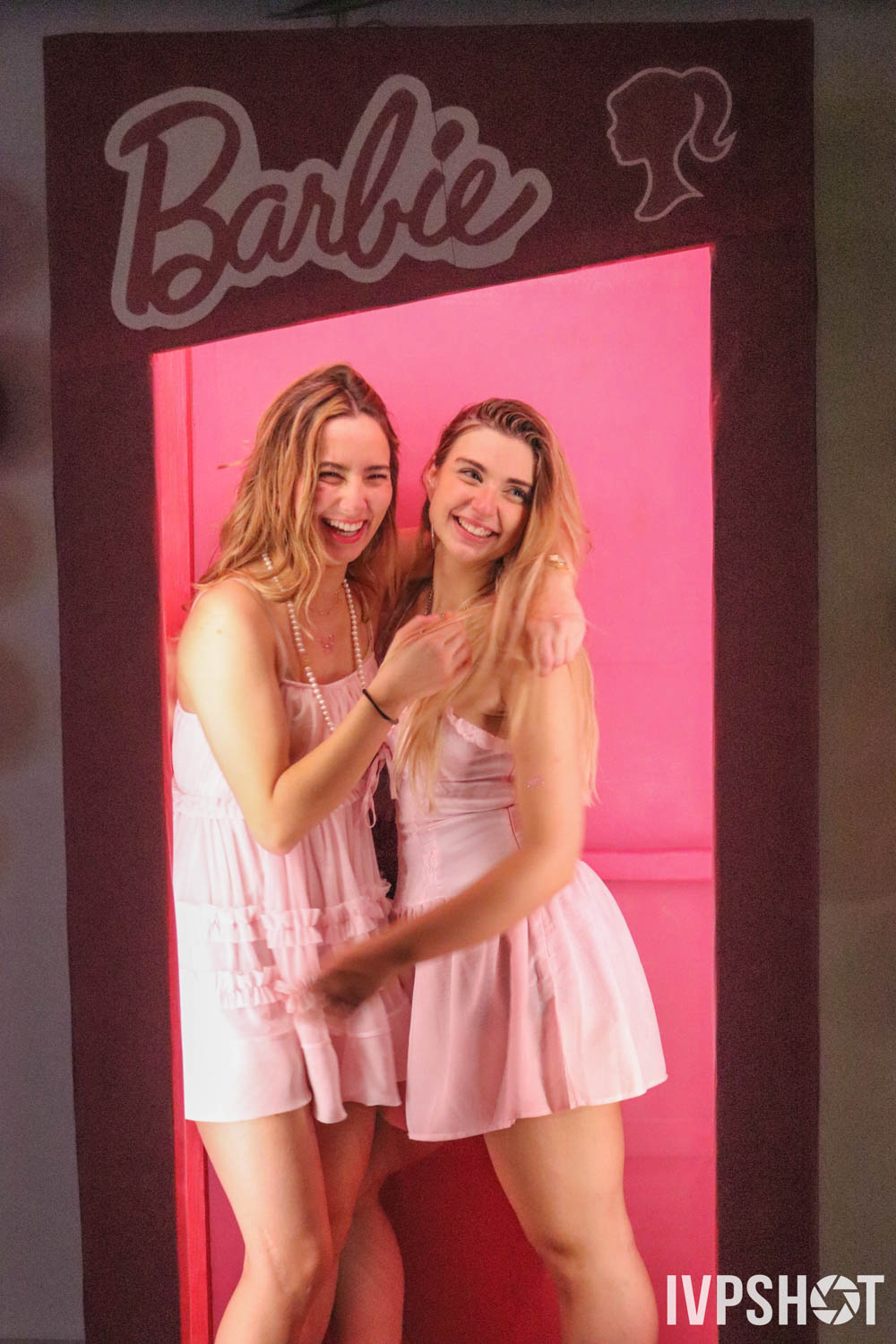 PhotocallBarbie(214)