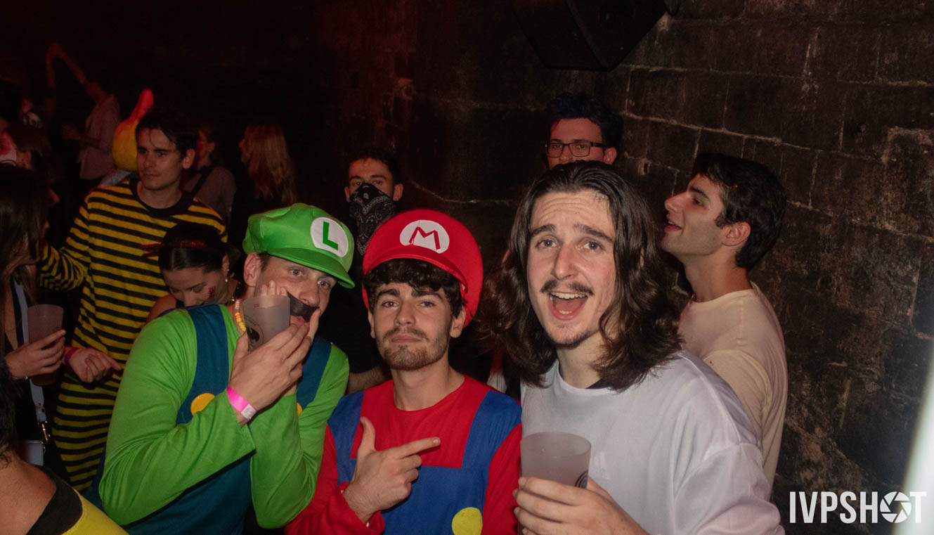 Halloween(144)