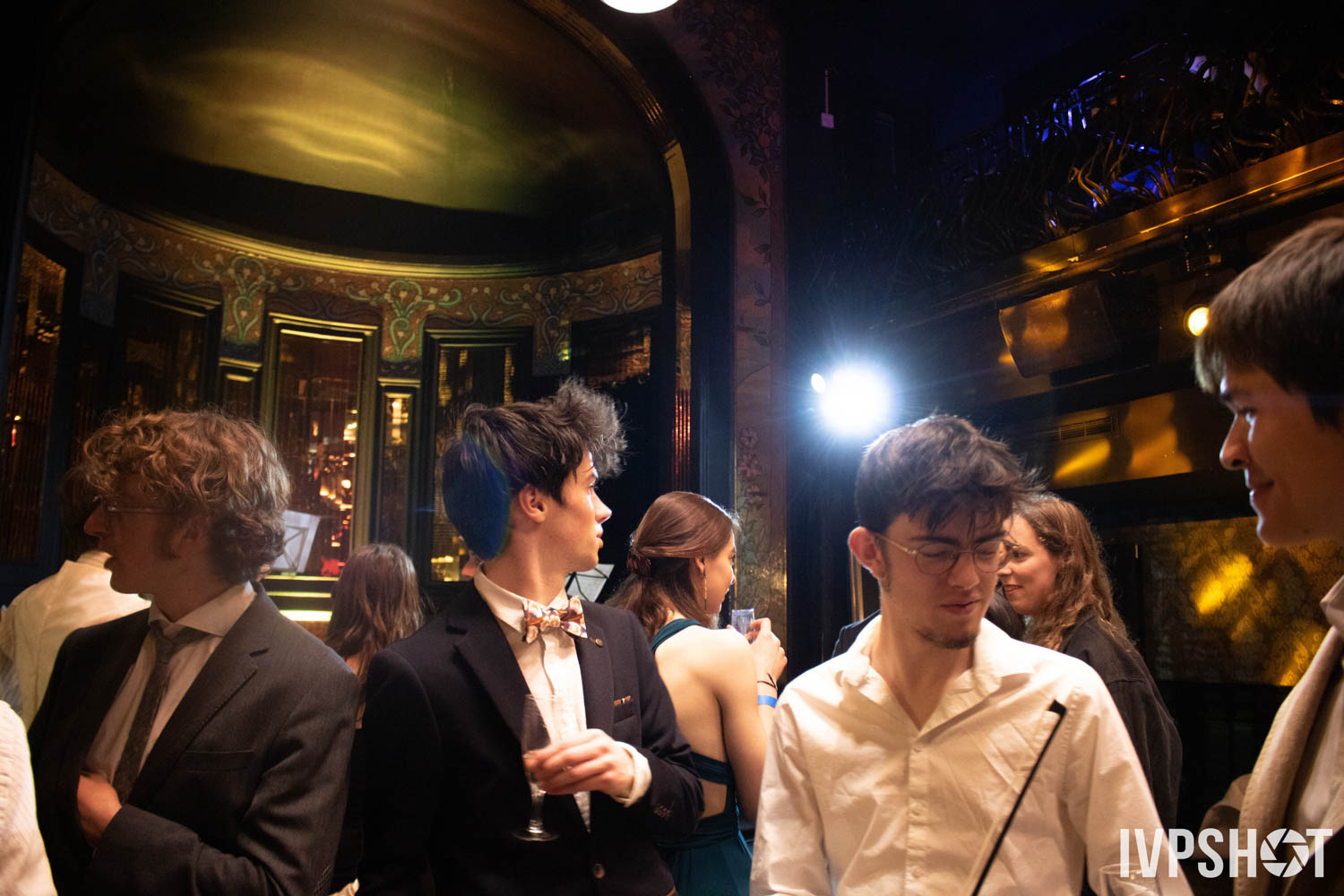 Gala(010)