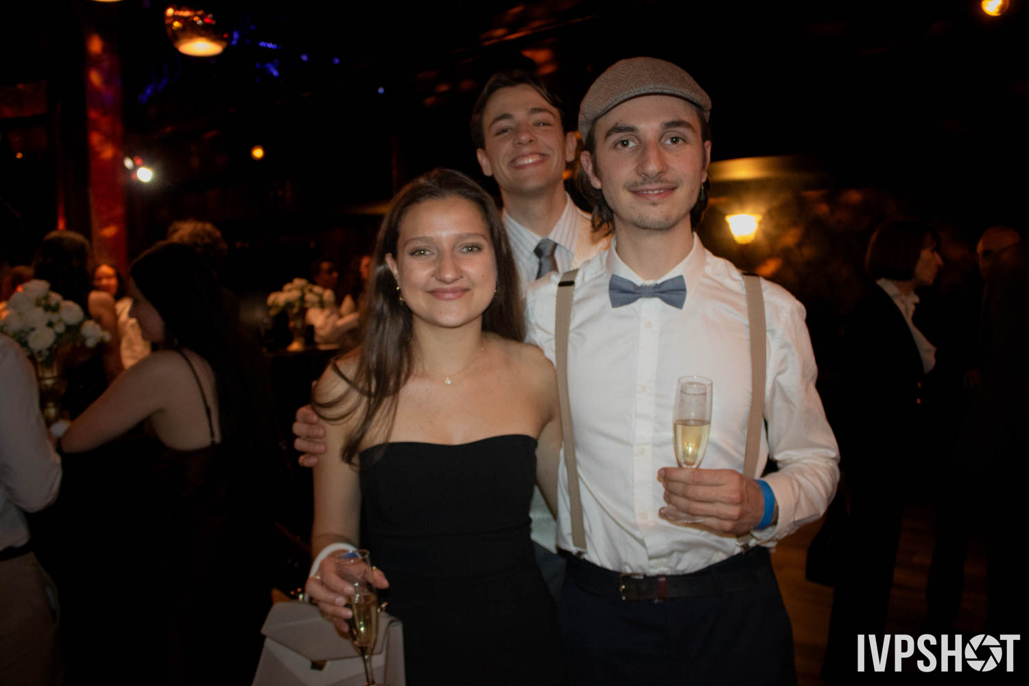 Gala(366)