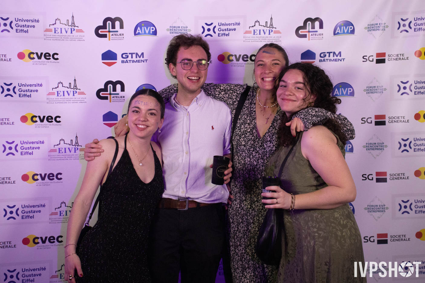 Gala(543)