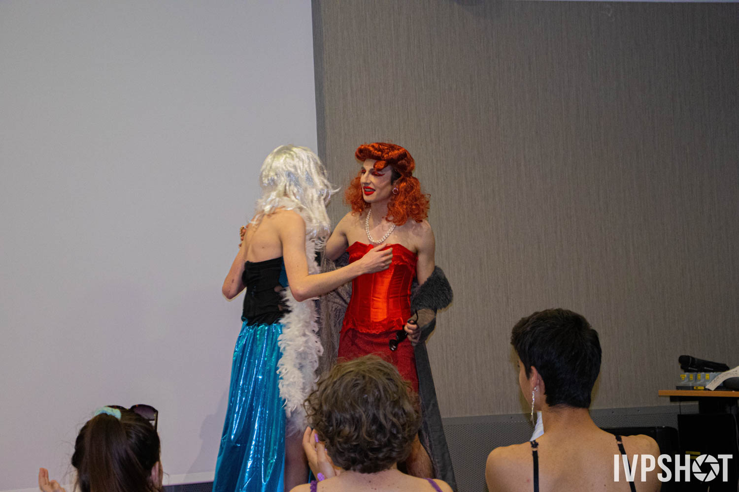 Drag Race(129)