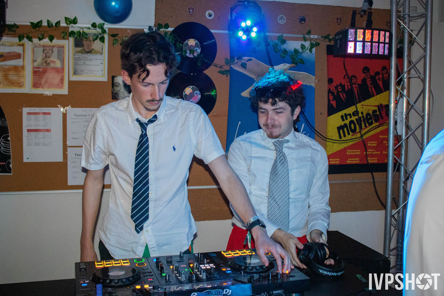 Haut Chic Bas Choc - 2025(040)