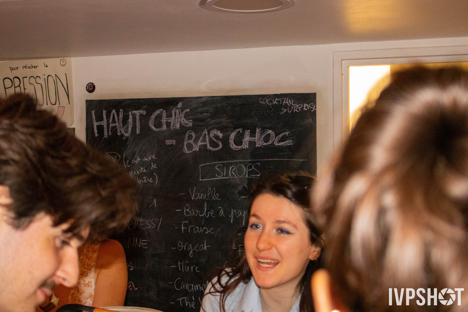 Haut Chic Bas Choc - 2025(085)