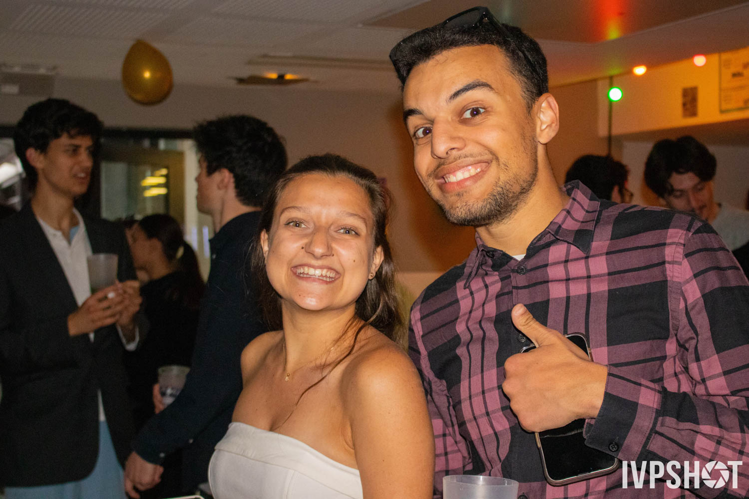 Haut Chic Bas Choc - 2025(096)