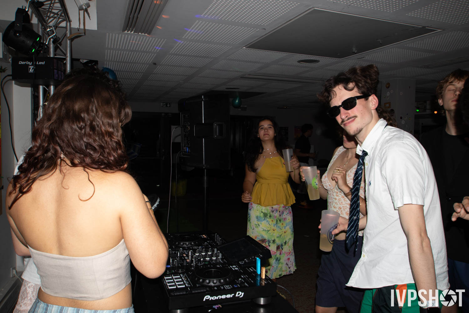 Haut Chic Bas Choc - 2025(265)