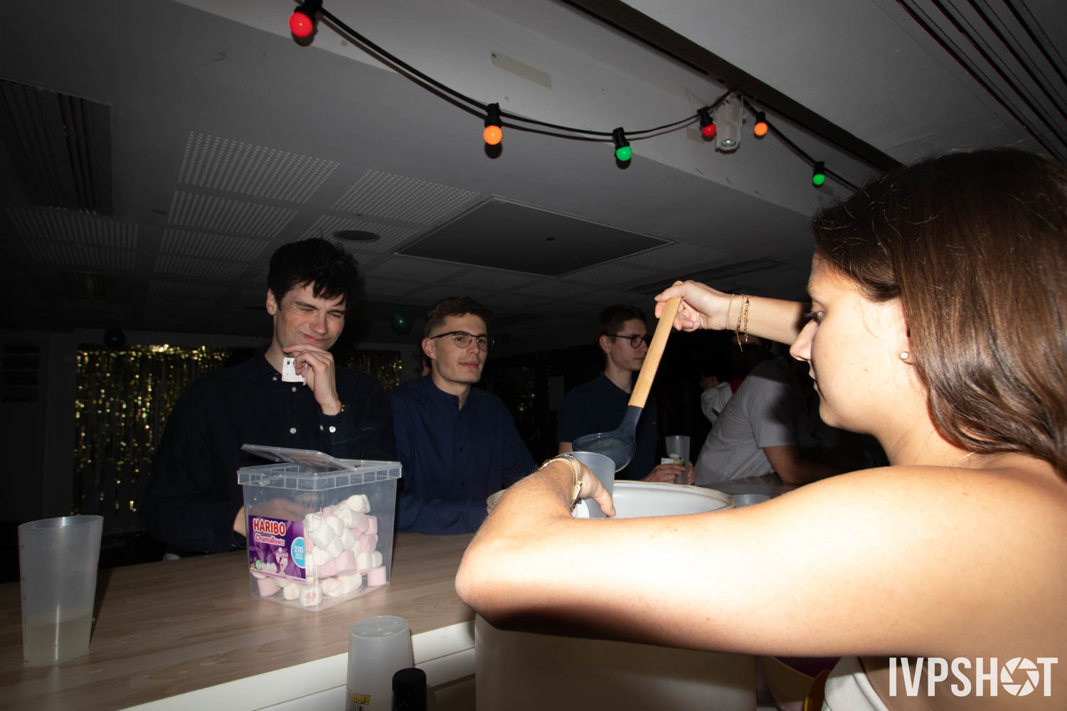 Haut Chic Bas Choc - 2025(295)