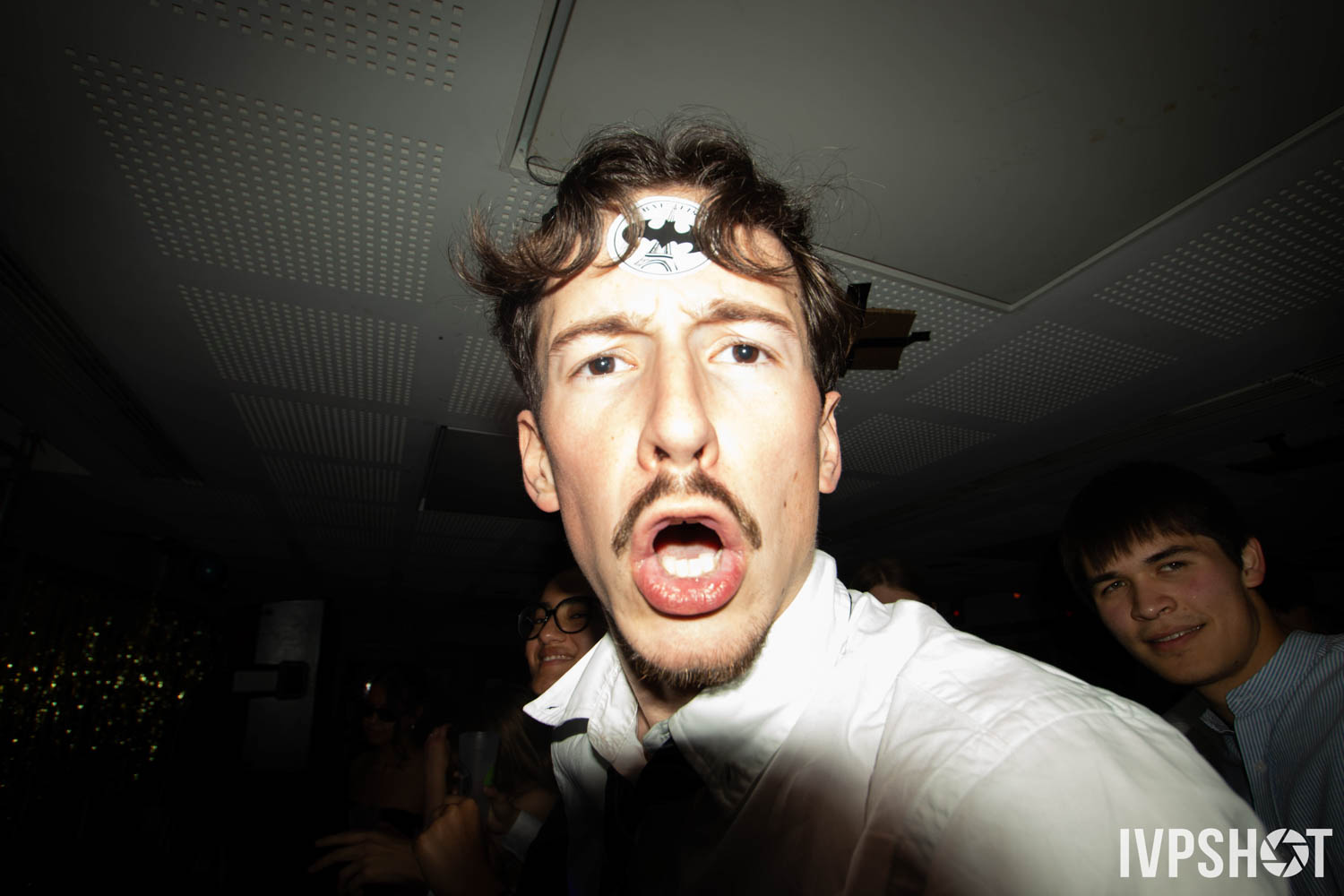 Haut Chic Bas Choc - 2025(305)