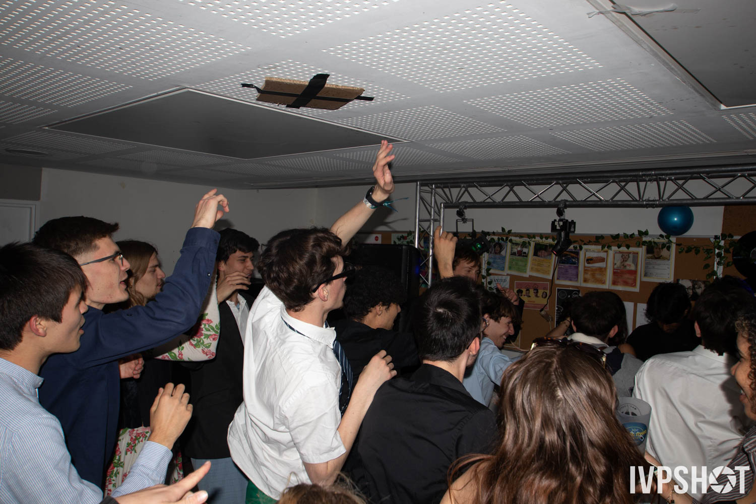 Haut Chic Bas Choc - 2025(314)