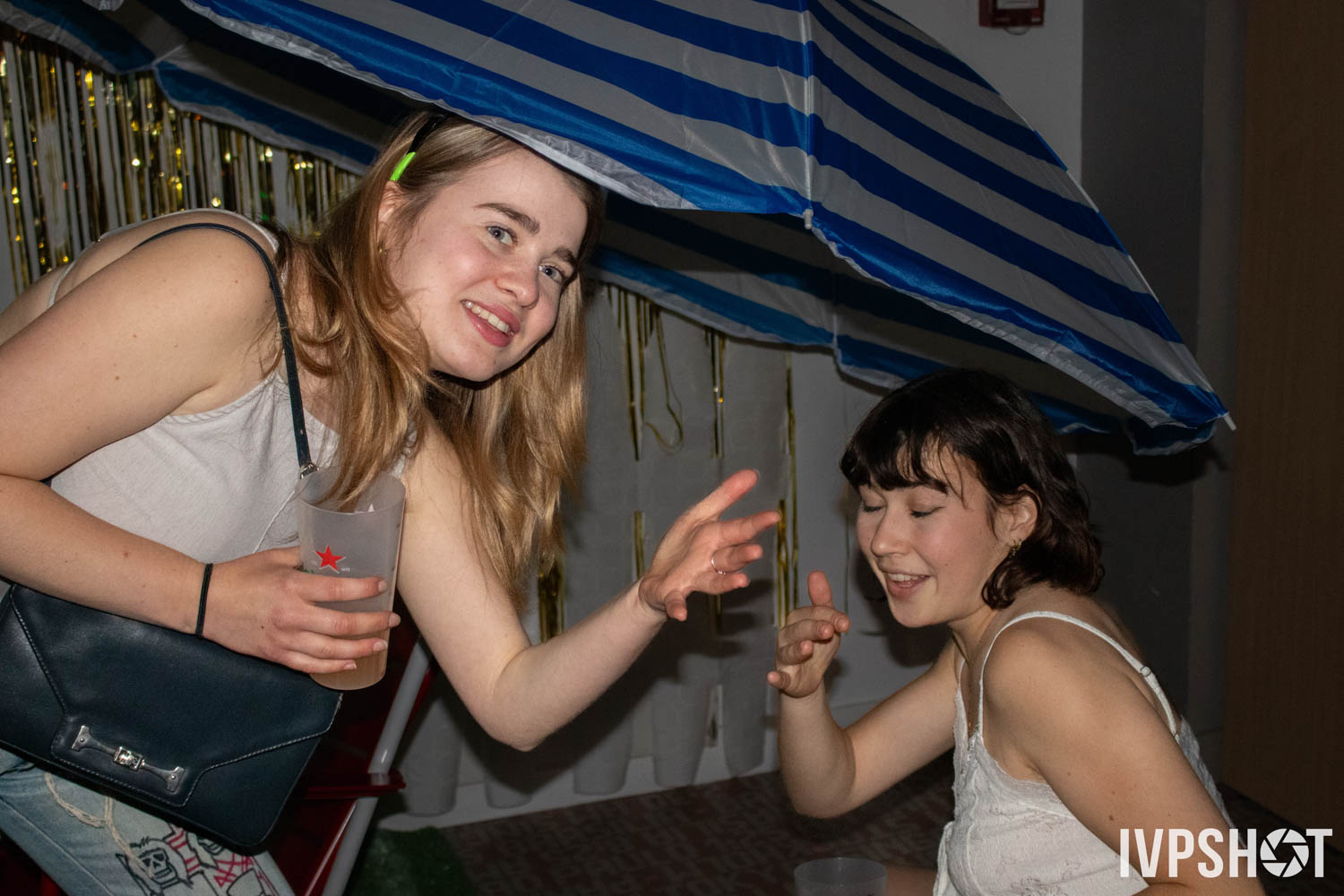 Haut Chic Bas Choc - 2025(332)